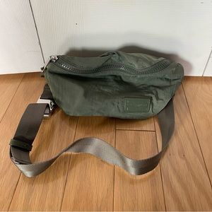 Nylon belt bag